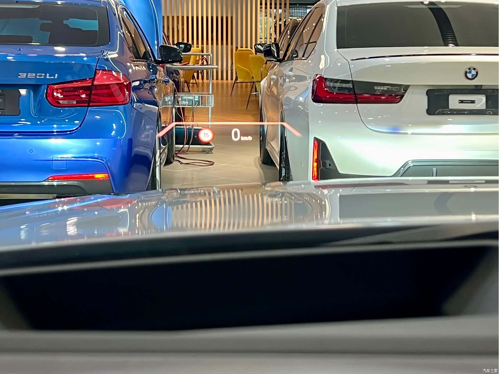 BMW i4, 2023 16