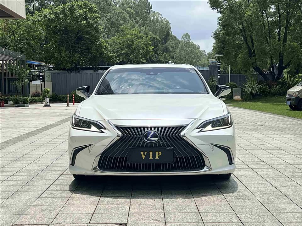 Lexus ES Lexus ES