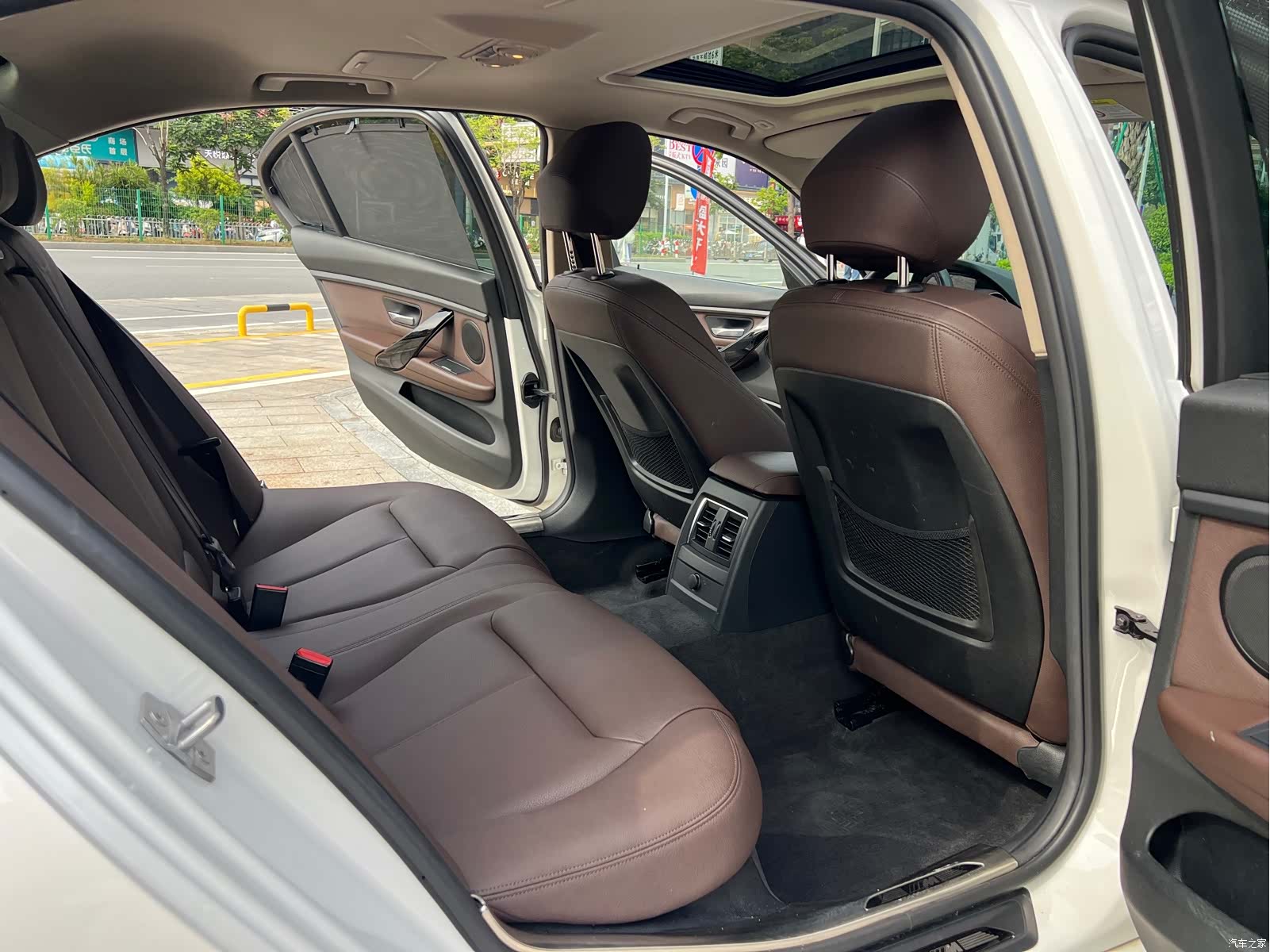 BMW 3 Series, 2019 14