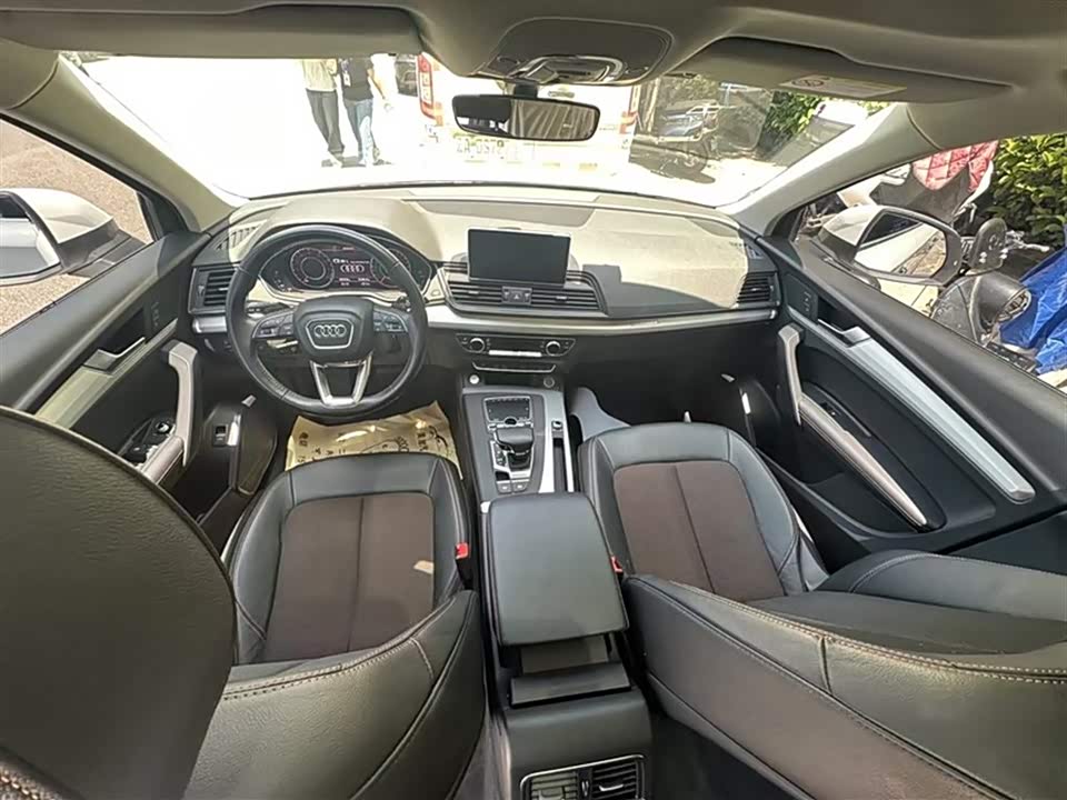 Hongqi Kunming Car Hongqi Kunming Car