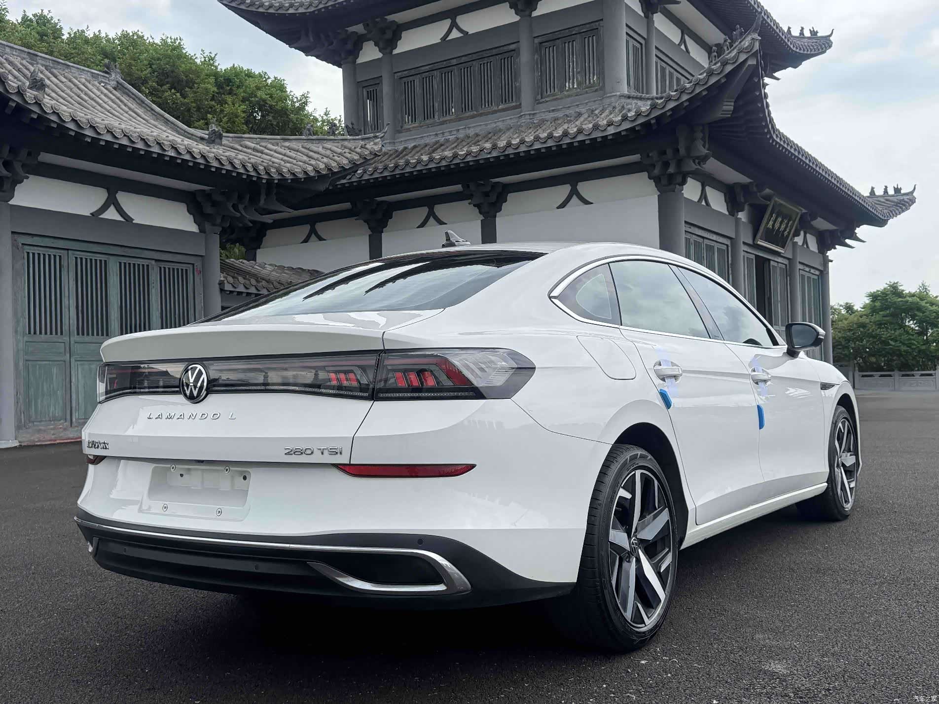 Volkswagen Lamando, 2022 6