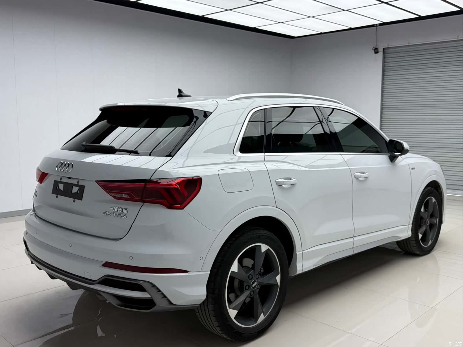 Audi Q3, 2021 3