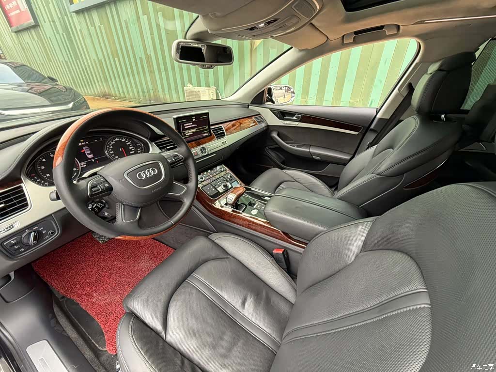 Audi A8L, 2011 3