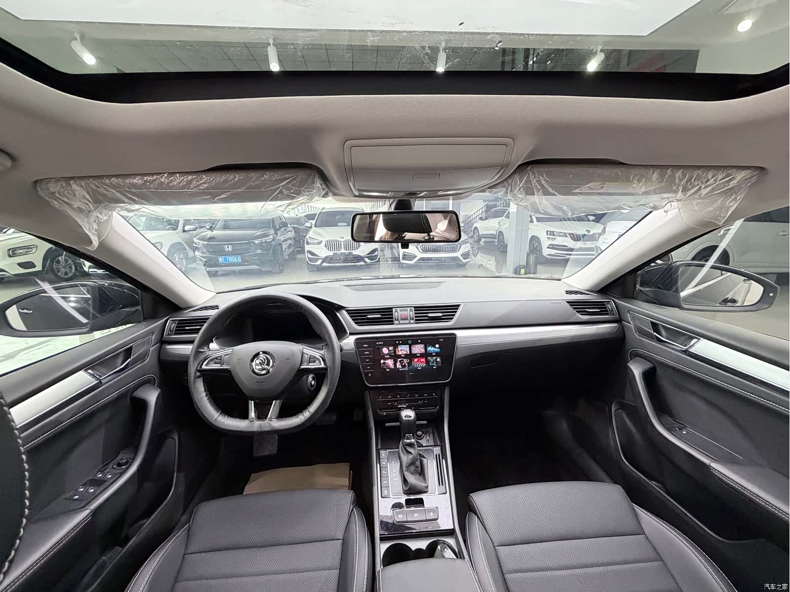 Skoda Superb, 2024 9
