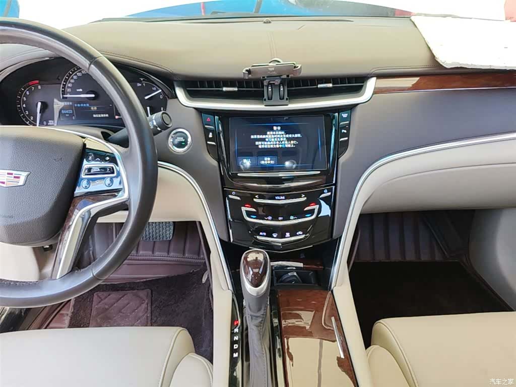 Cadillac XTS, 2017 13