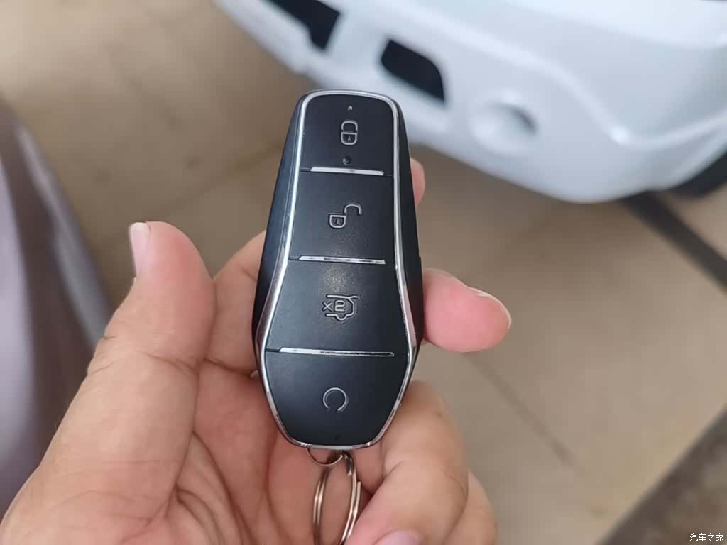 BYD Dolphin, 2023 9
