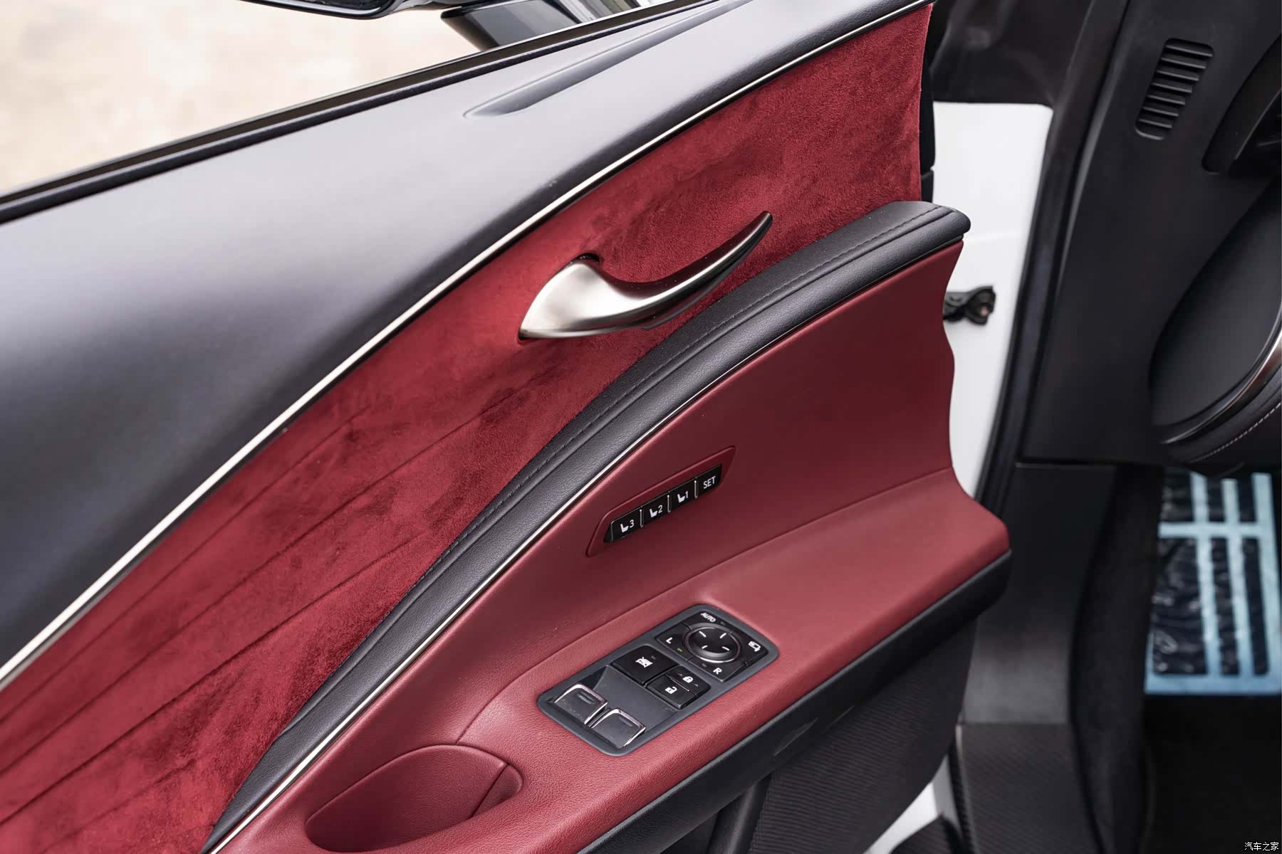 Lexus LC, 2019 21