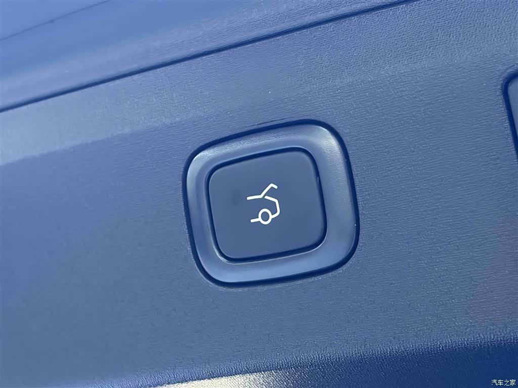 NIO ET5, 2025 13
