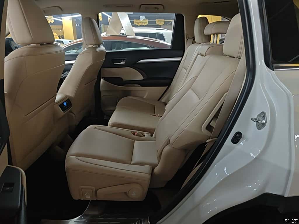 Toyota Highlander, 2016 17