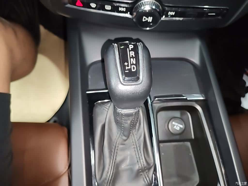 Volvo XC60, 2019 14