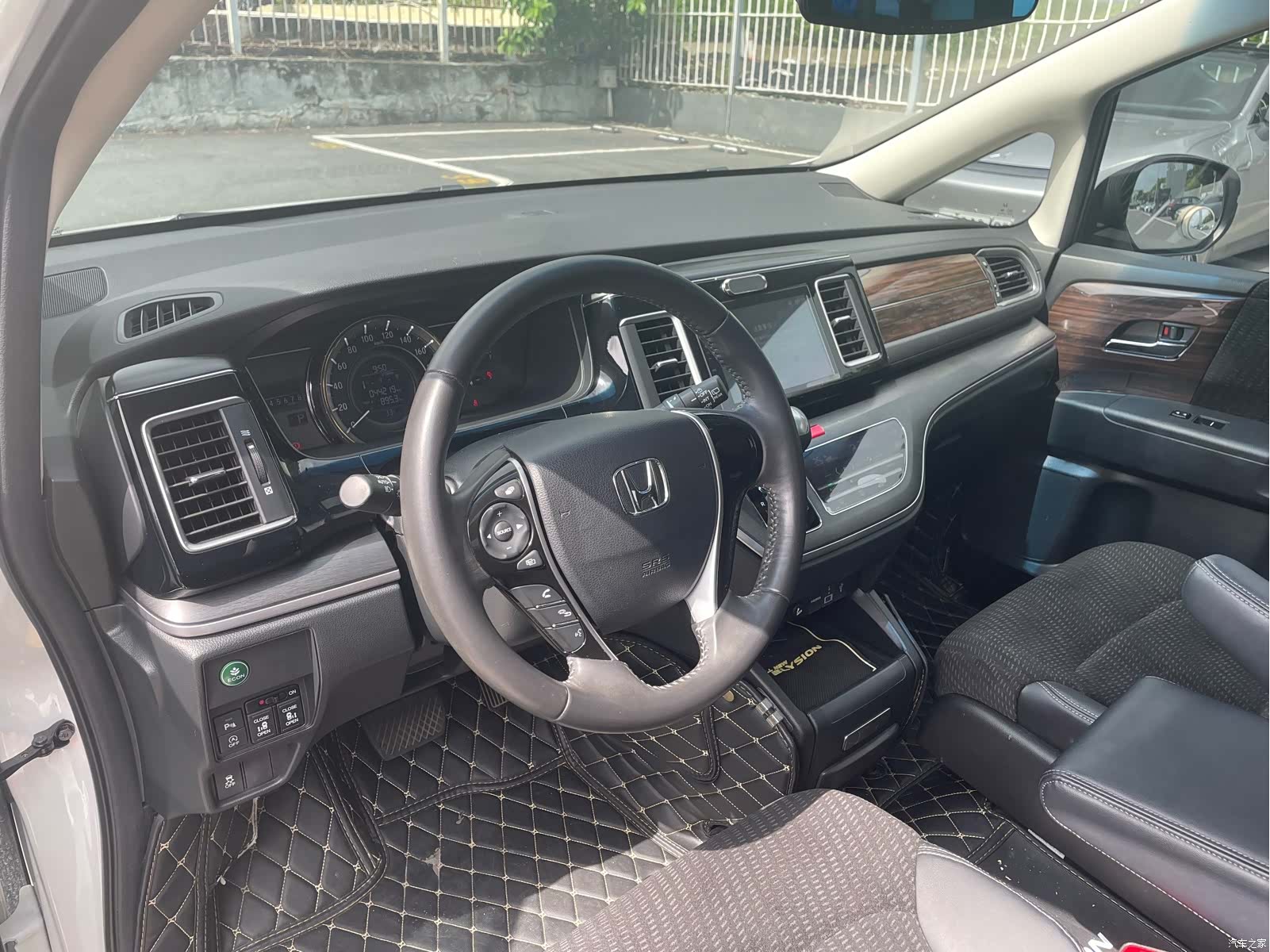 Honda Elysion, 2019 9