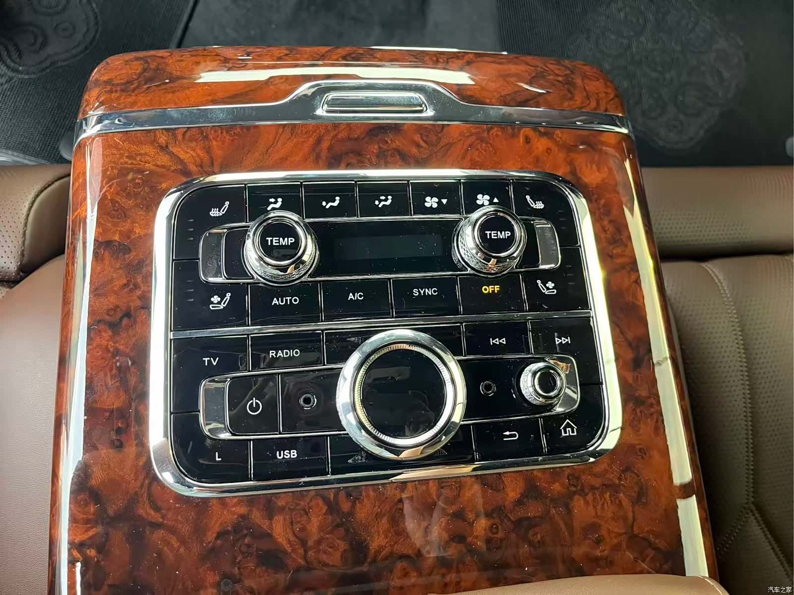 Hongqi 4, 2022 27