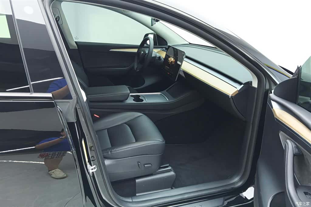 Tesla Model Y, 2022 8