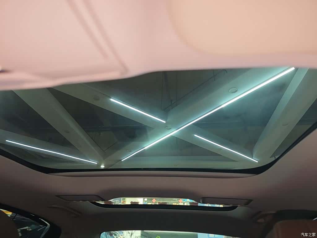 Mercedes-Benz E-Class, 2022 18