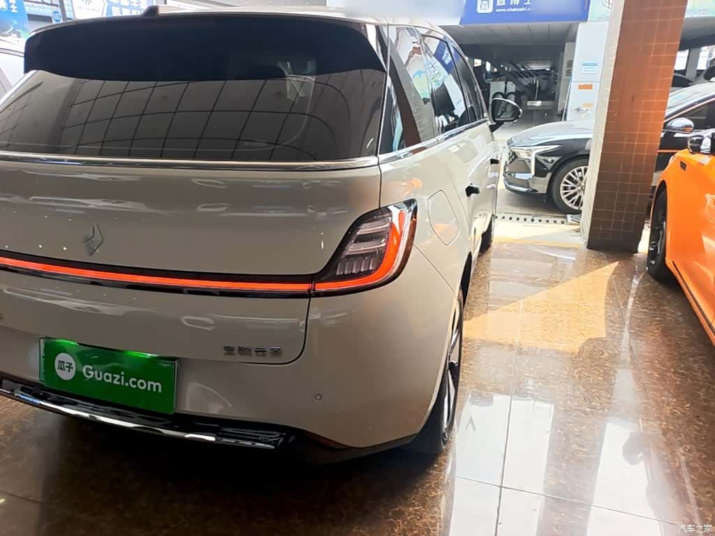 Wuling 460, 2024 8