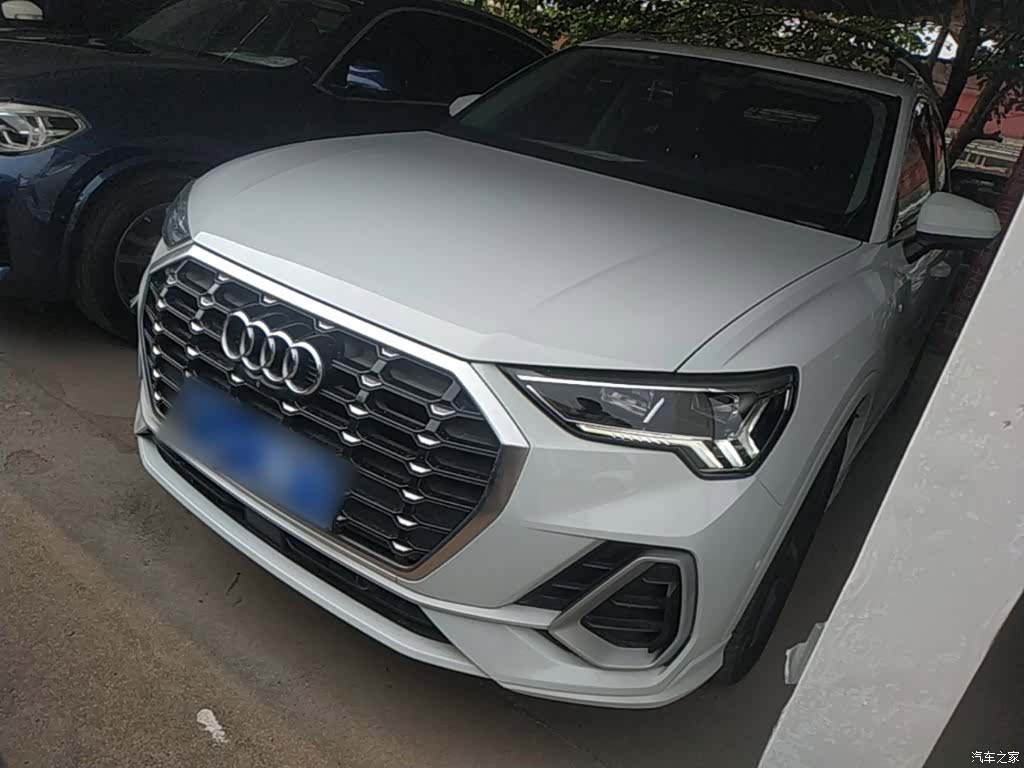 Audi Q3, 2021 1