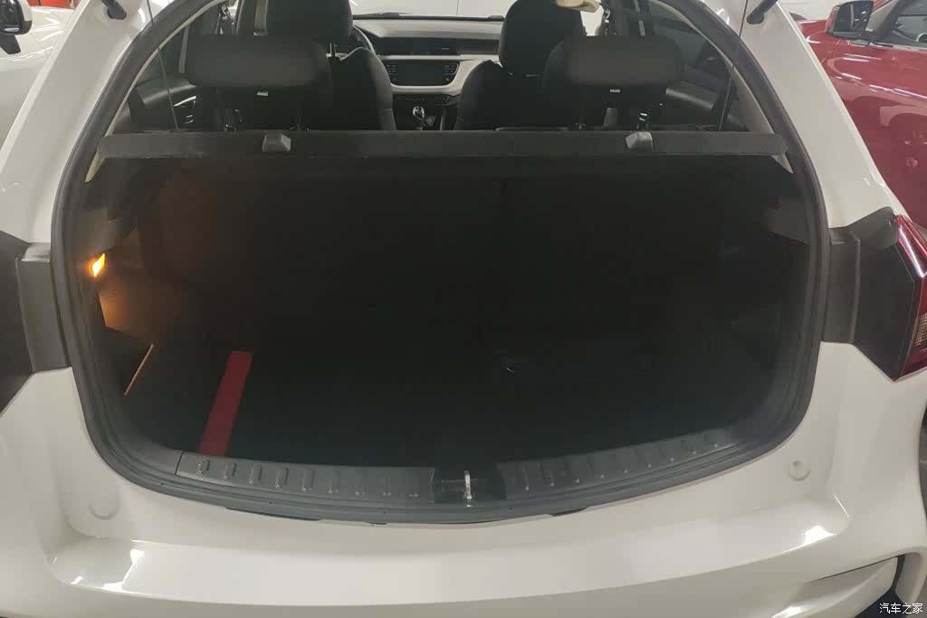 Geely X3, 2020 4