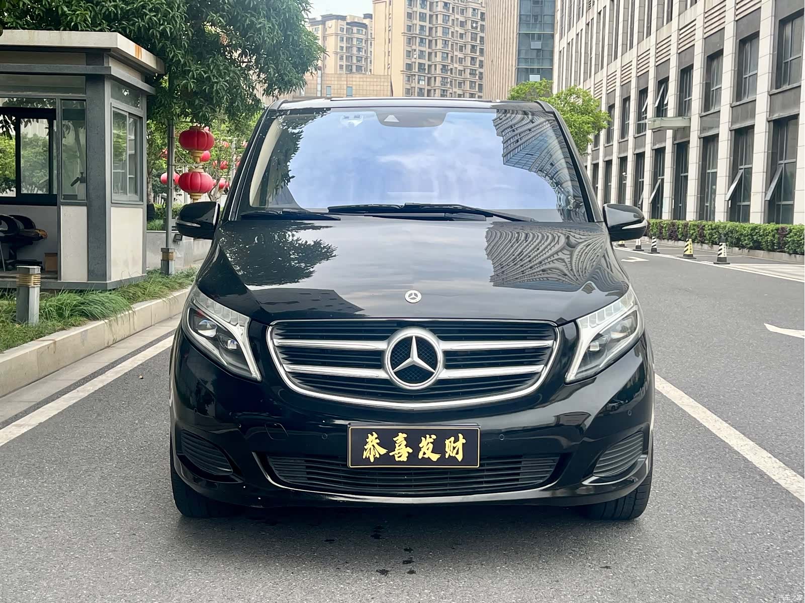 Mercedes-Benz V-Class, 2018 1