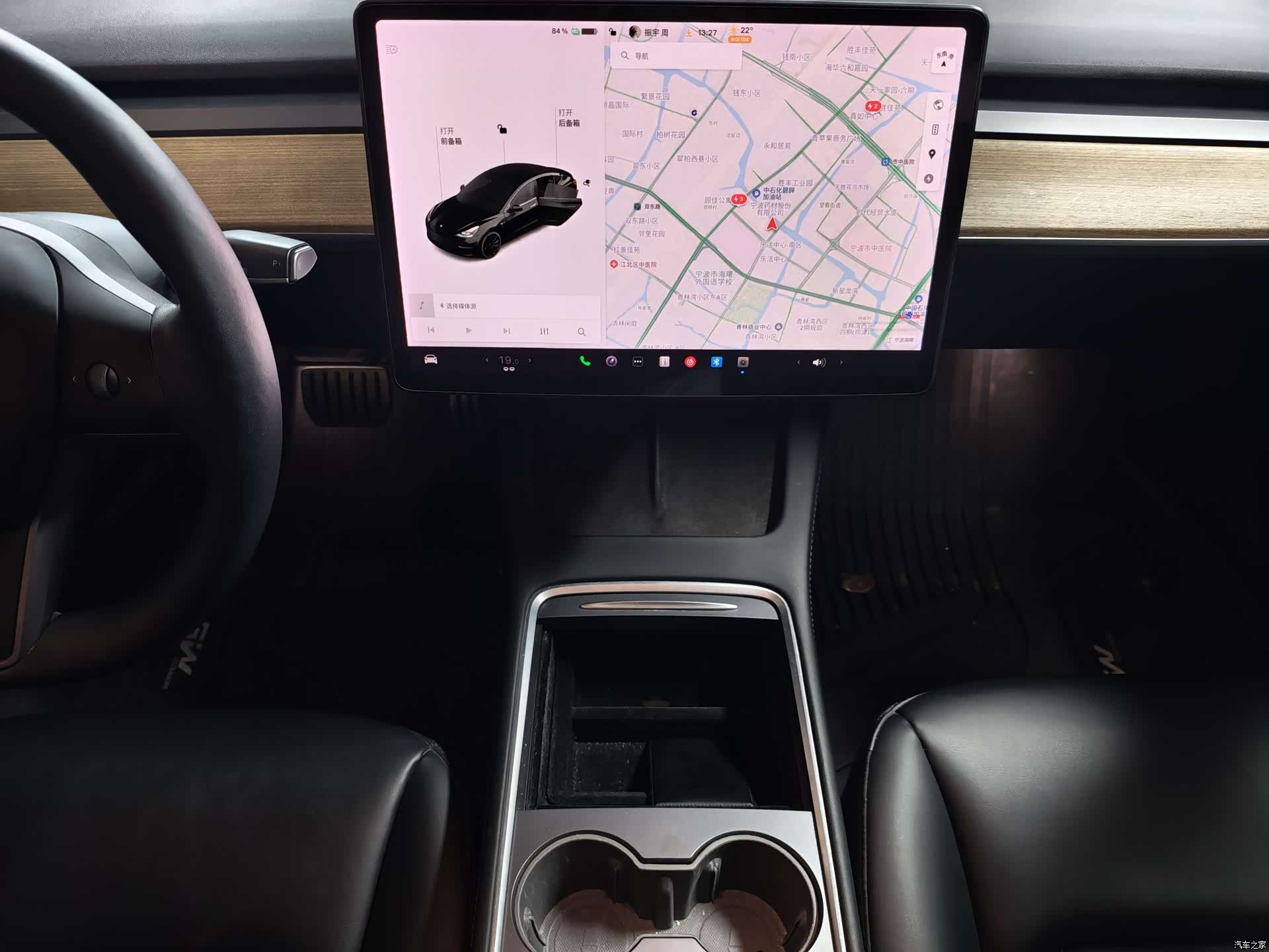 Tesla Model 3, 2022 все фото