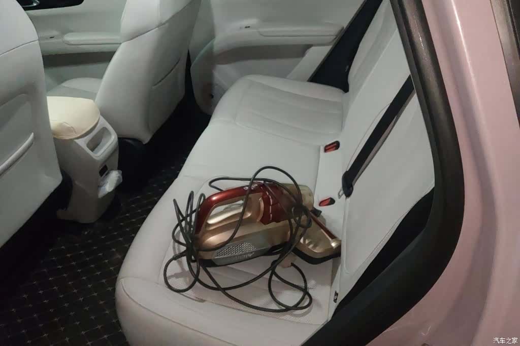 Geely Xingyuan, 2024 11