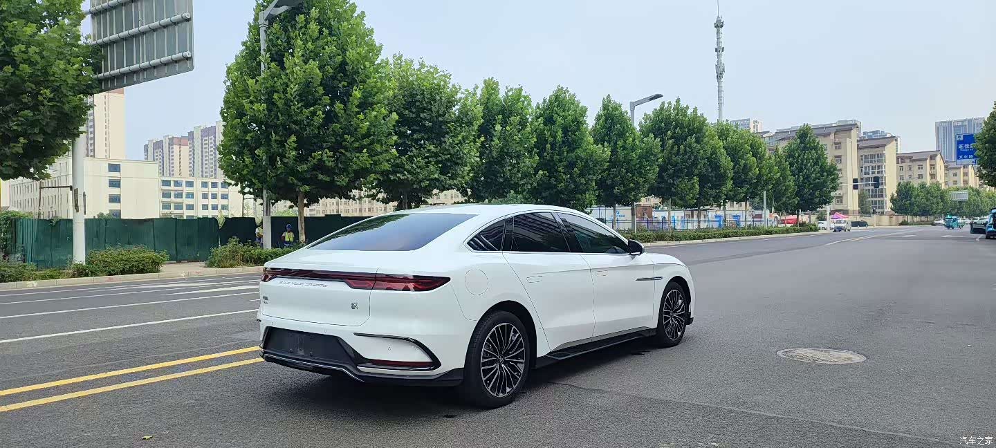 BYD Han, 2022 4