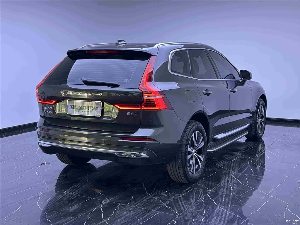 Volvo XC60, 2022 4