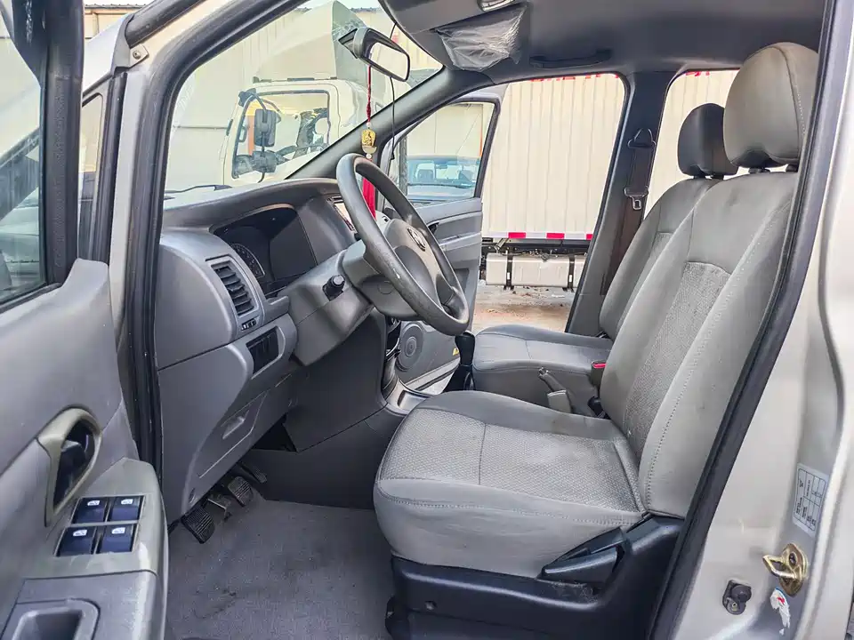 Dongfeng Handsome guest