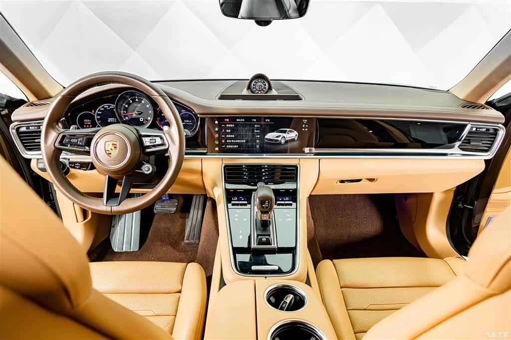 Porsche Panamera, 2022 13