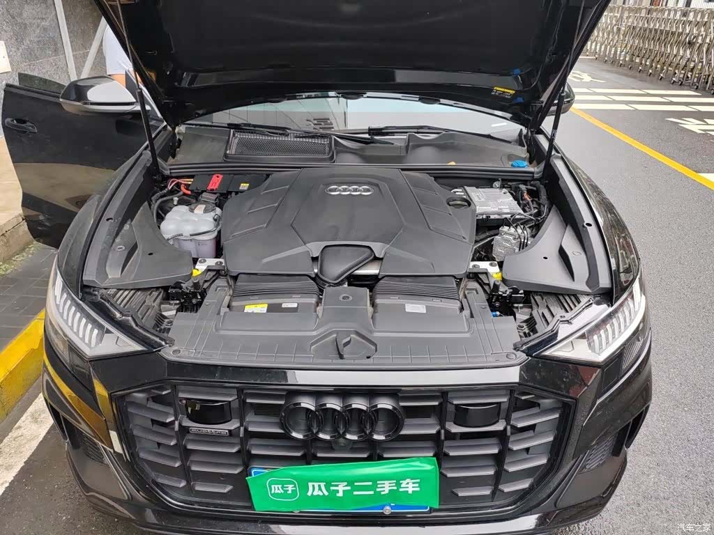 Audi Q8, 2023 16