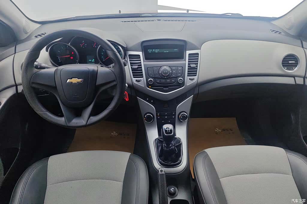 Chevrolet SL, 2011 12