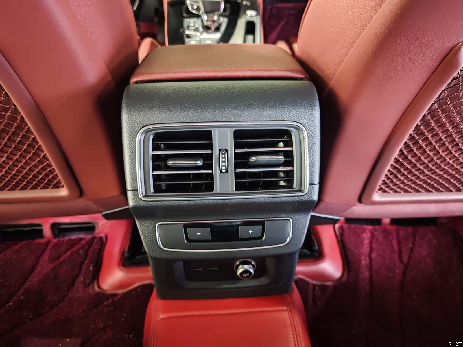 Audi Q5L, 2023 8