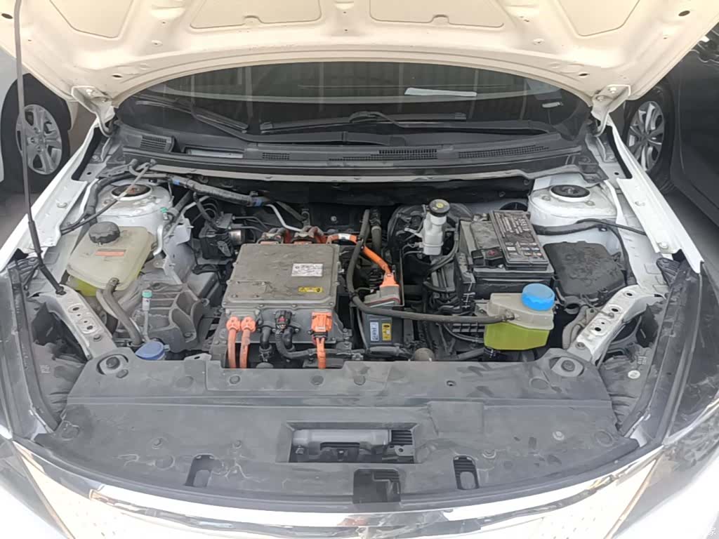 DongFeng E70, 2022 20