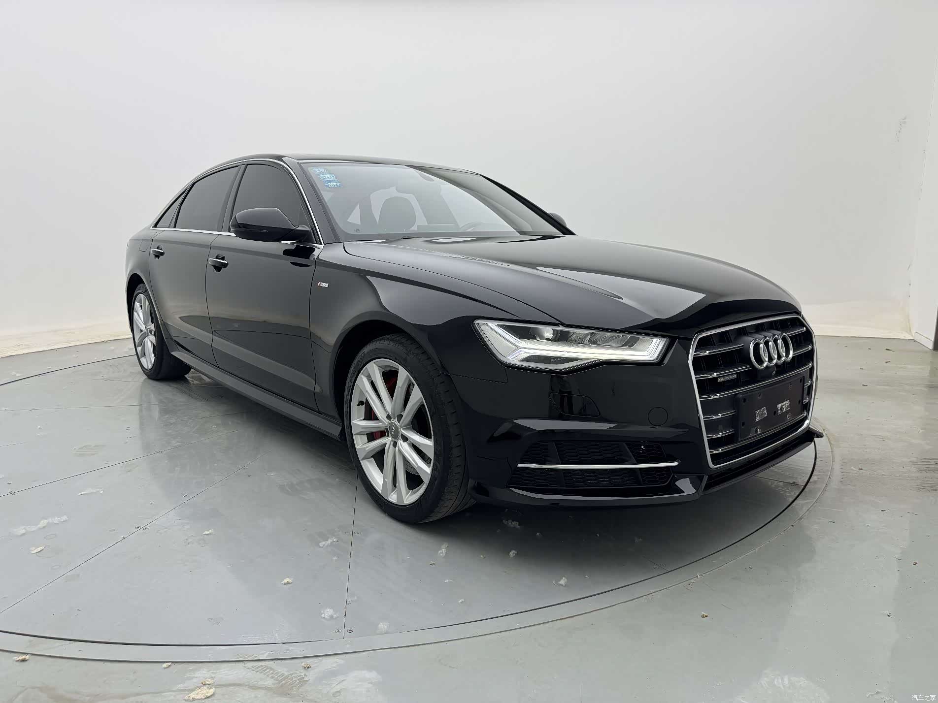 Audi A6L, 2018 3