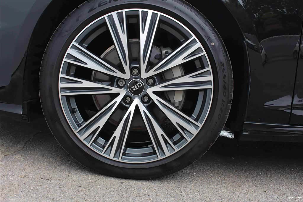 Audi A6L, 2023 13