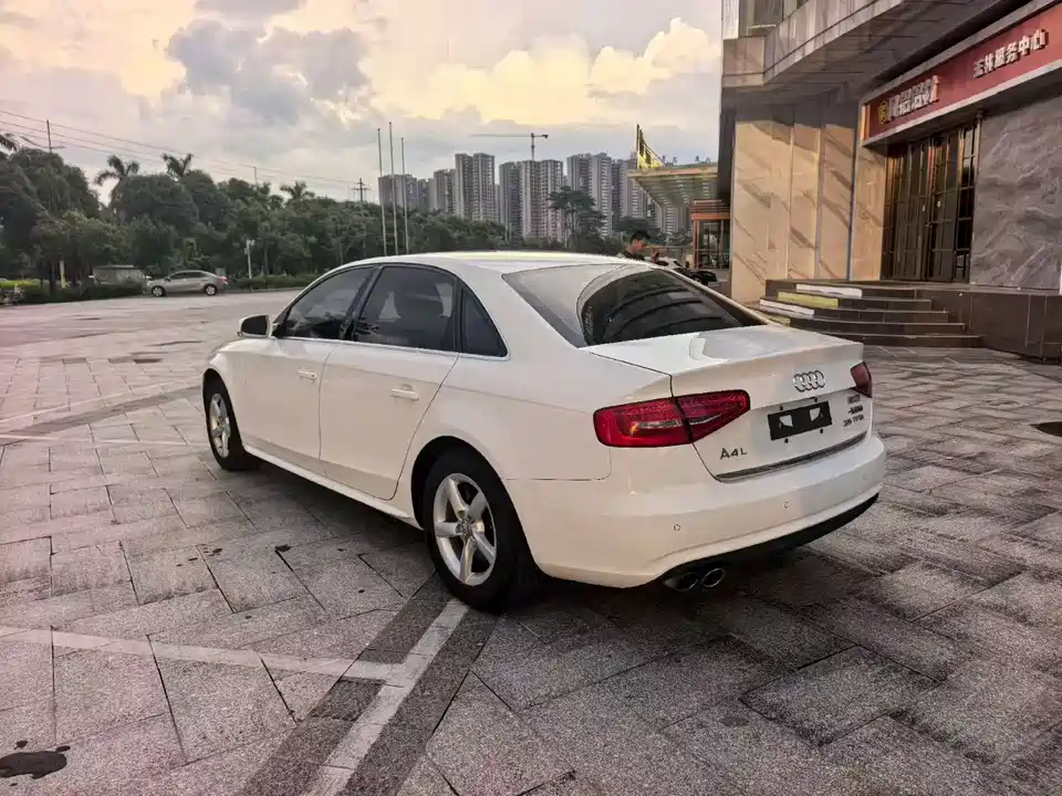 Audi A4L