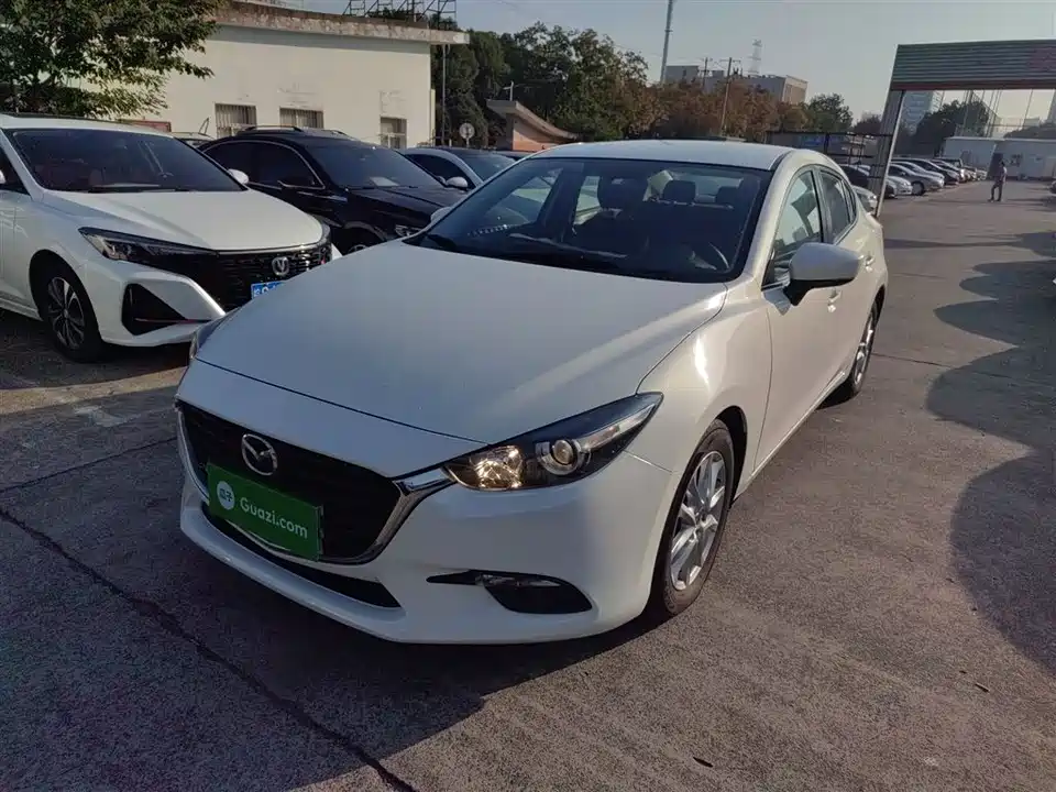 Mazda 3 Angkesaila