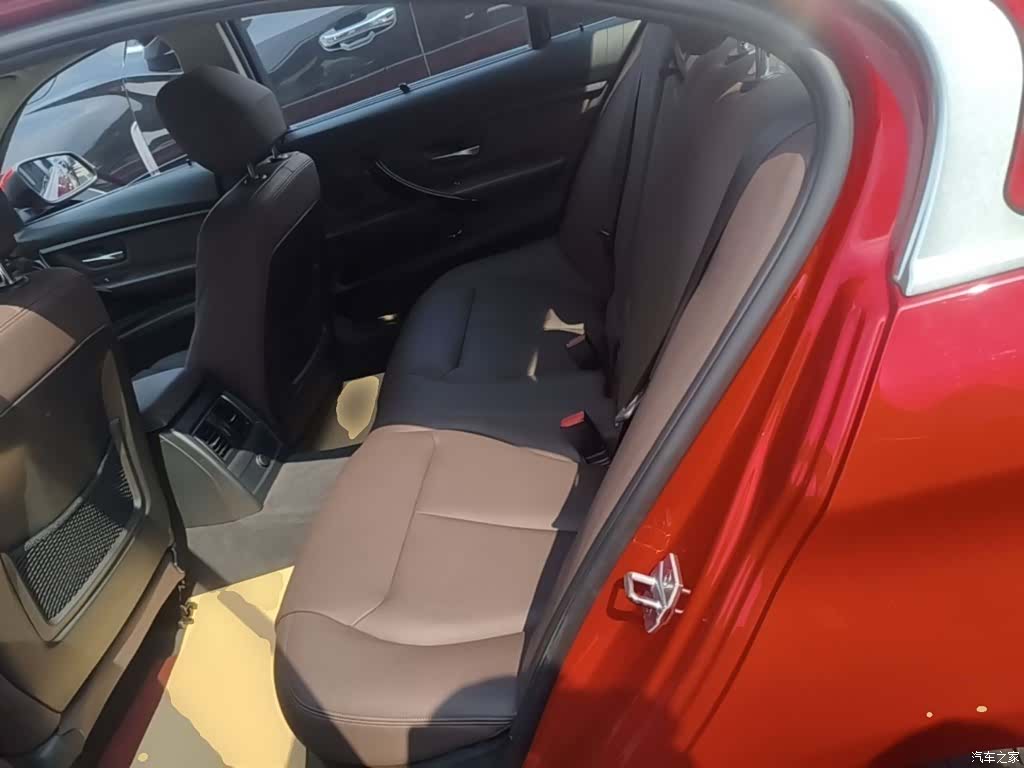 BMW 3 Series, 2018 17