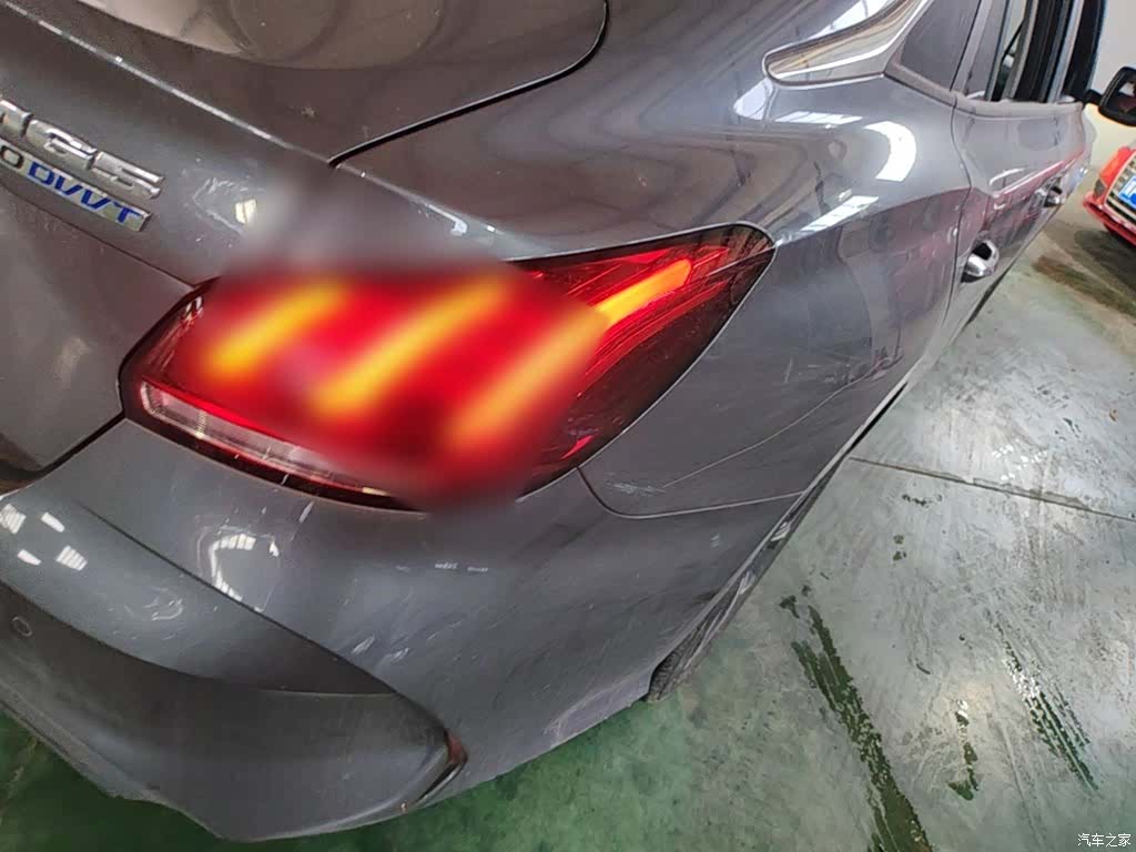 MG MG5, 2025 8
