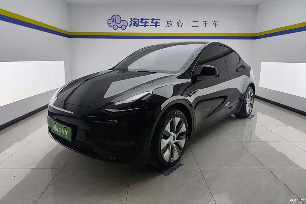 Tesla Model Y, 2021 1