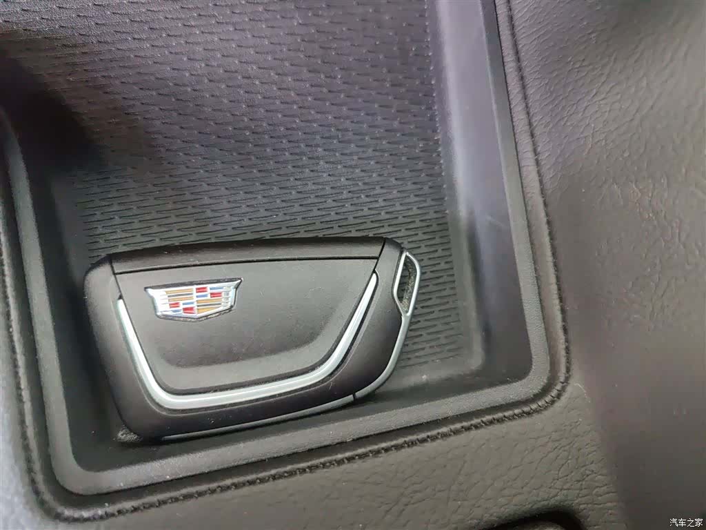 Cadillac CT5, 2022 9