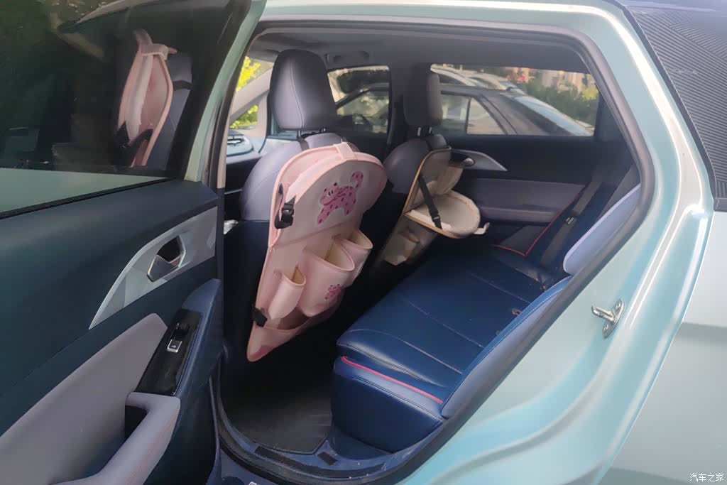Geely E, 2022 11