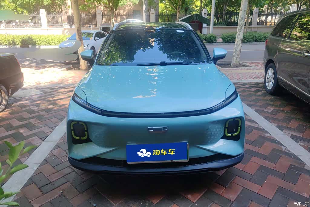 Geely E, 2022 2