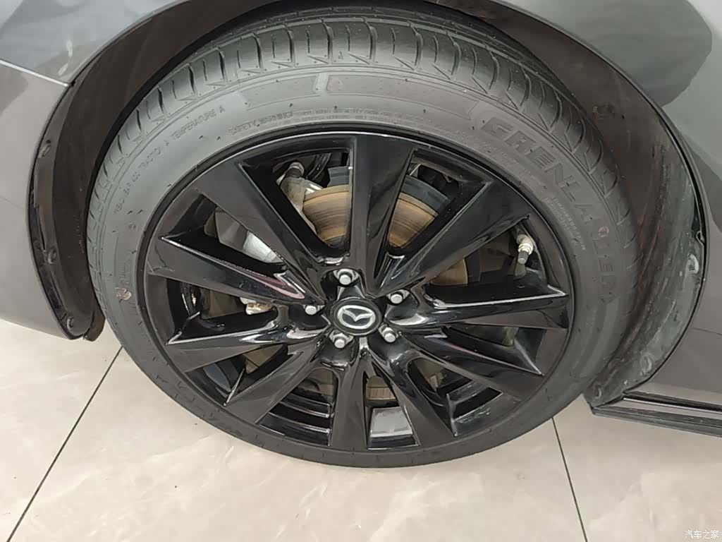 Mazda Mazda3, 2022 23