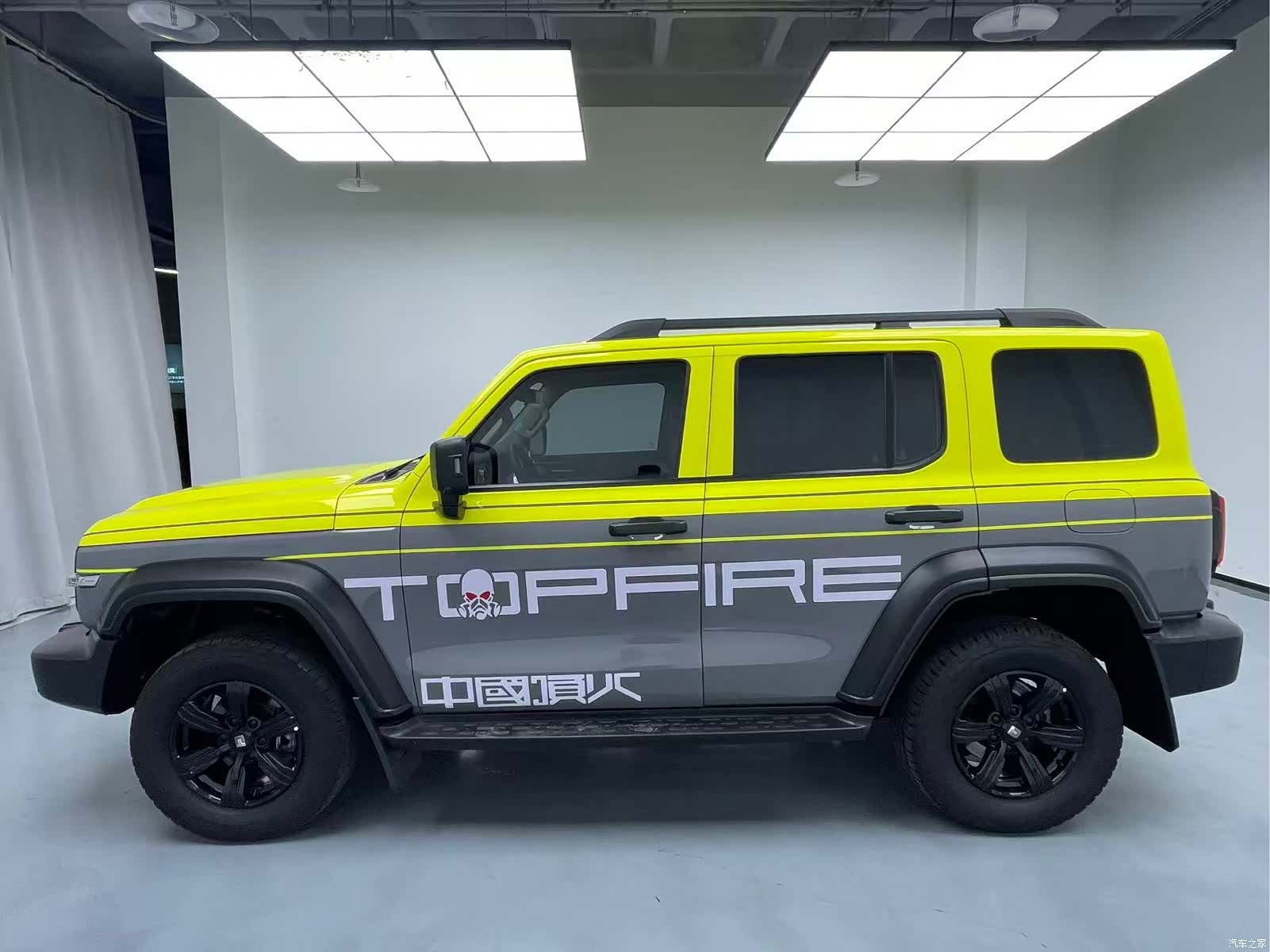 Tank 300, 2021 3