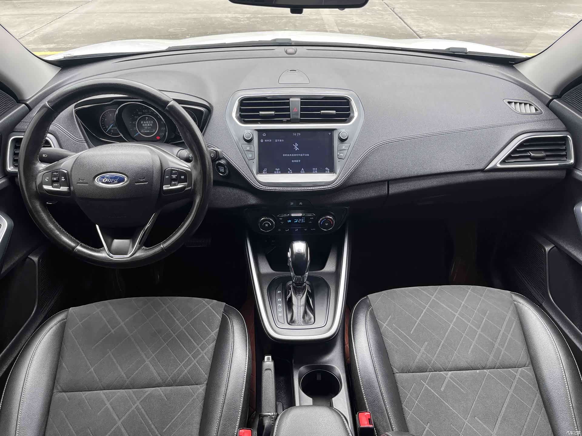 Ford V, 2019 14