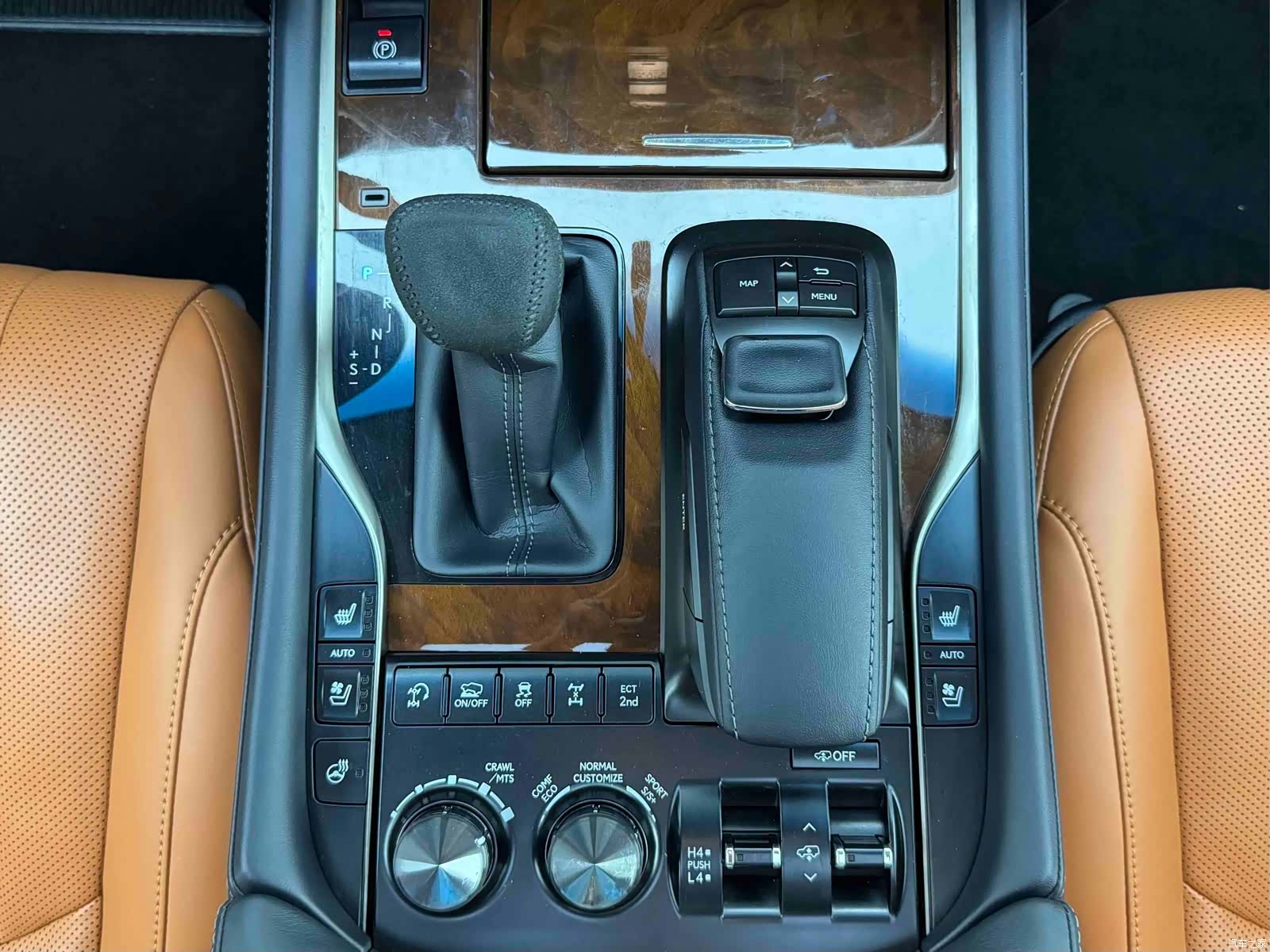 Lexus LX, 2019 15