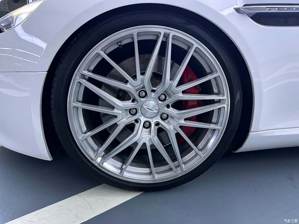 Aston Martin Rapide, 2017 10