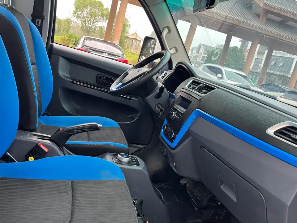 Shineray Xinyuan T5L EV