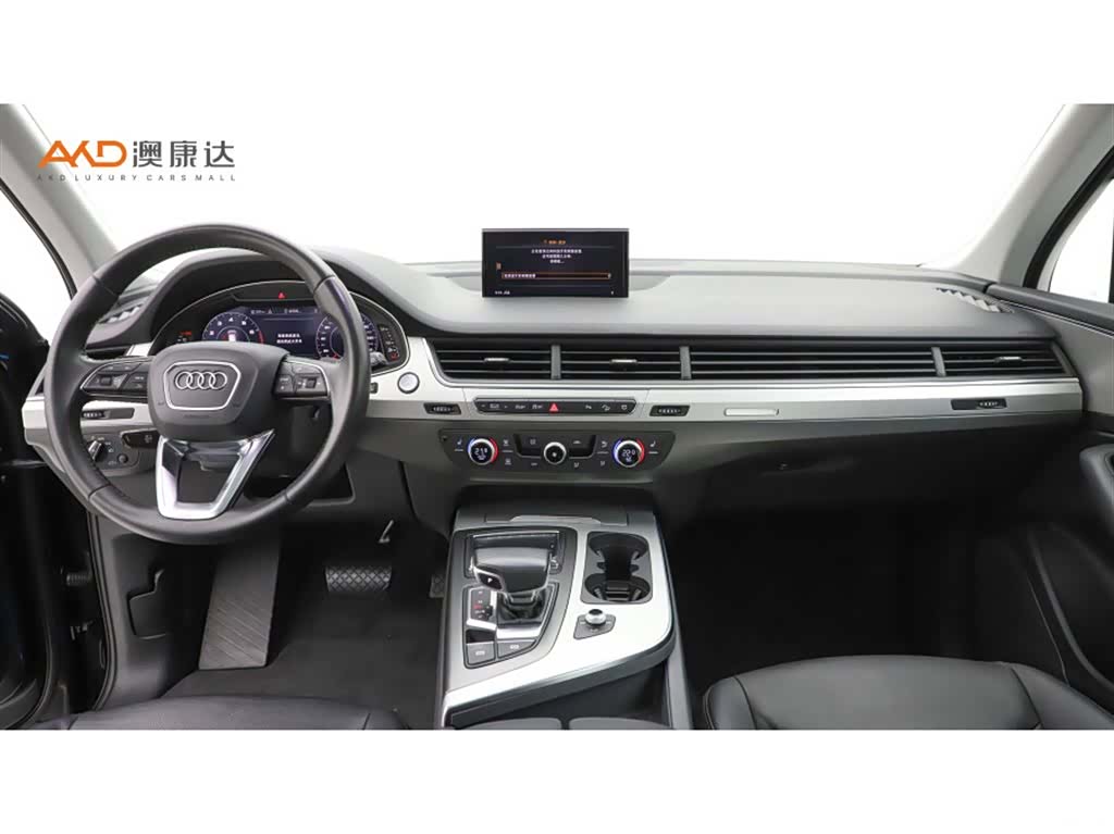 Audi Q7, 2019 все фото