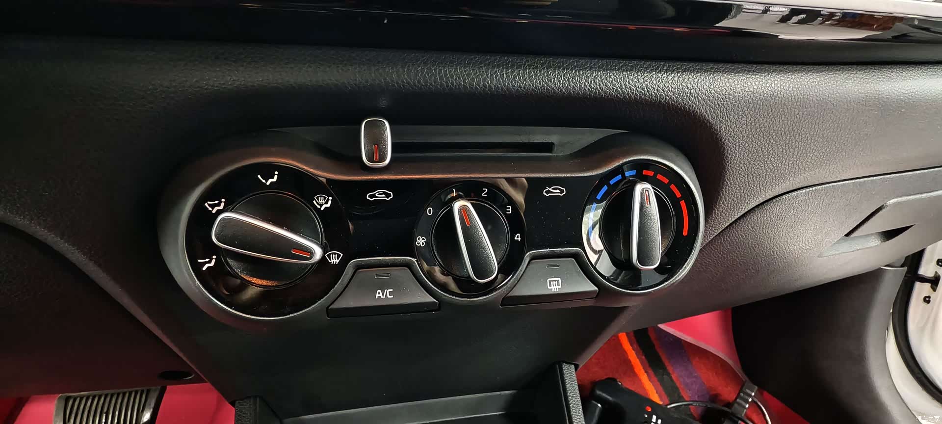 Kia KX1, 2022 26